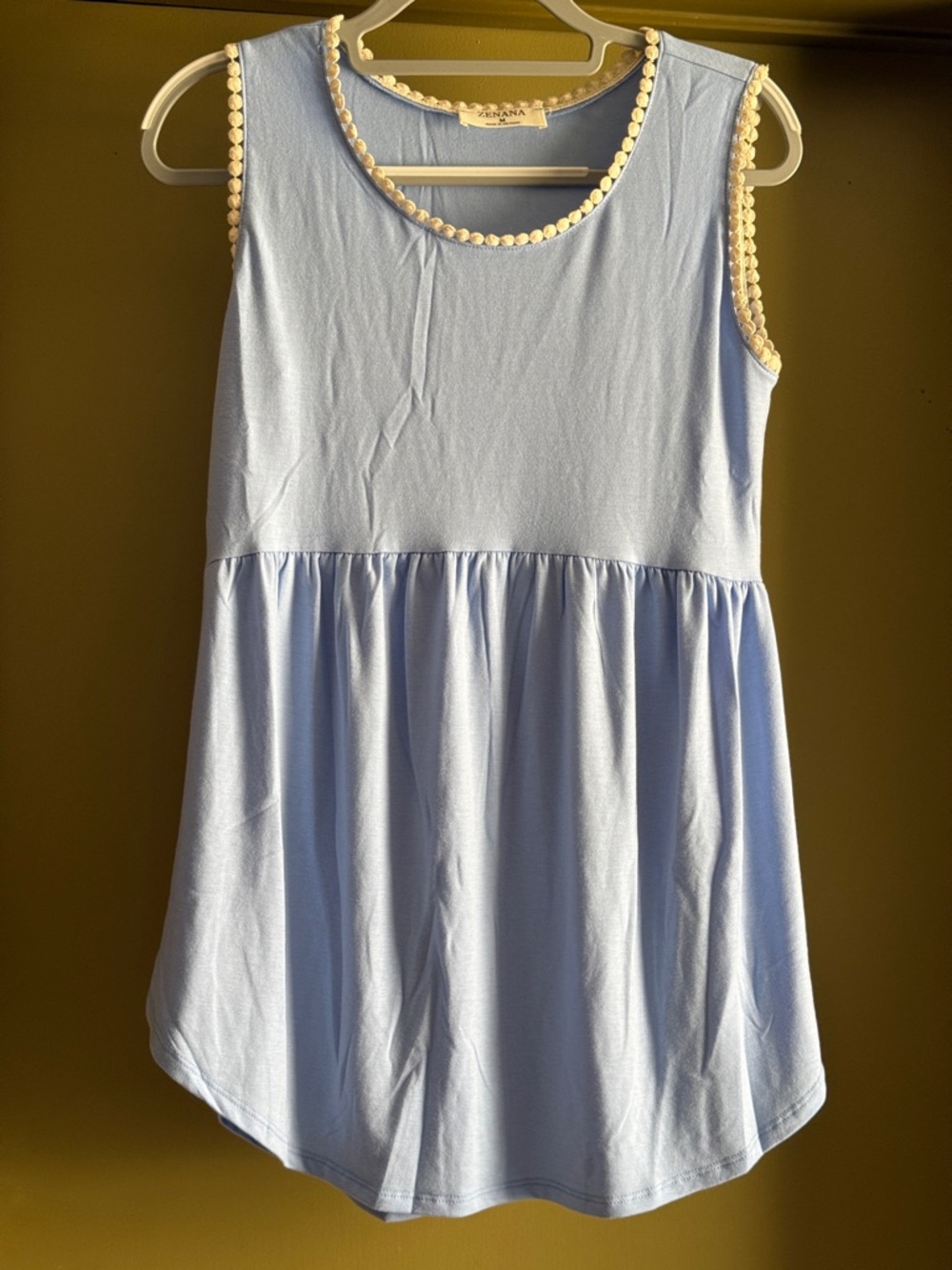 Zenana Outfitters Light Blue Sleeveless Peplum Tank with Cream Trim PTP 18